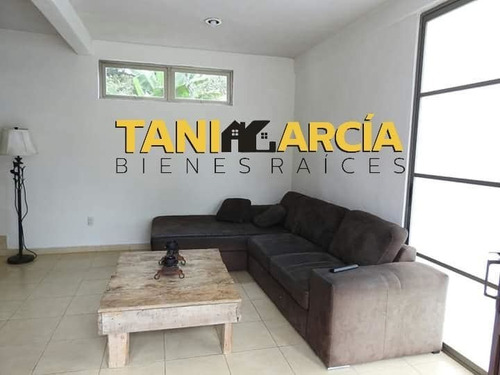 Imagen 8 de 11 de Casa Con Jardin Estilo Campestre Fortin