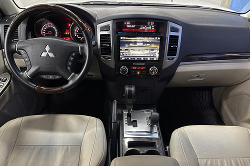 Mitsubishi Montero Pajero