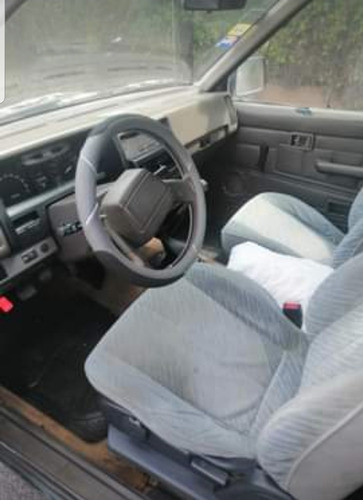 Imagen 2 de 4 de Nissan D21 Japones