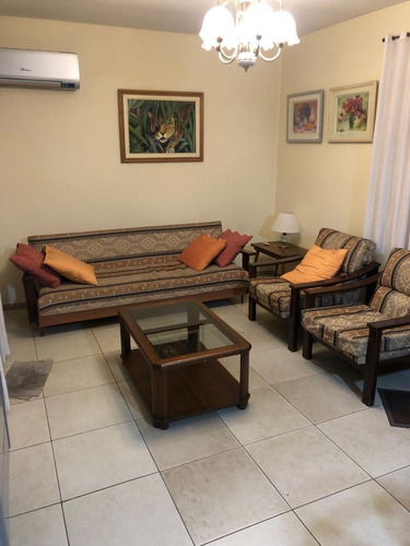 Imagen 4 de 14 de Depto 2 Dormitorios 2 Baños Cocina Living Cochera Y 2 Patios
