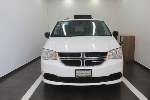 Imagen 2 de 15 de Chrysler Grand Caravan 2019 5p Sxt V6/3.6 Aut
