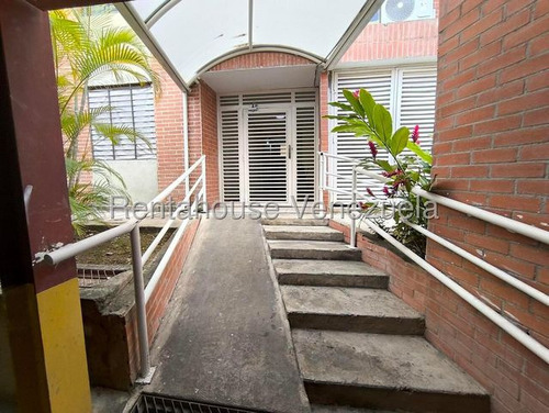En Alquilar Apartamento En Los Naranjos Humboldt 25-22027 Gf