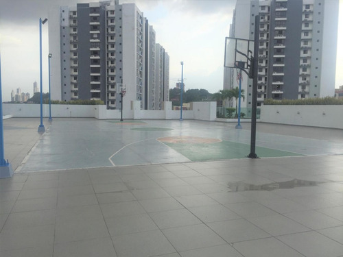 Imagen 12 de 14 de Venta De Apartamento En Kings Park, Condado Del Rey 20-12084