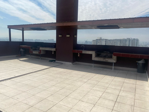 Dpto 3d/2b Con Estacionamiento - Metro Carlos Valdovinos.