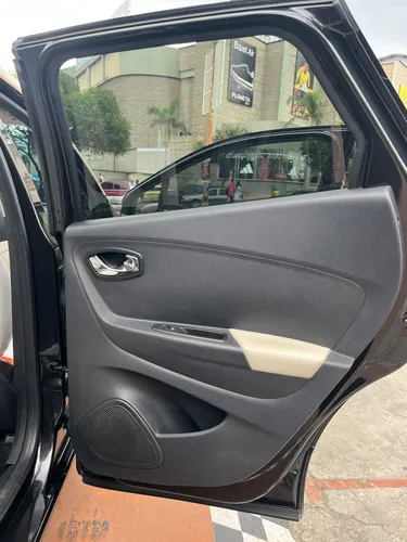 Renault Captur INTENS 2.0 AT