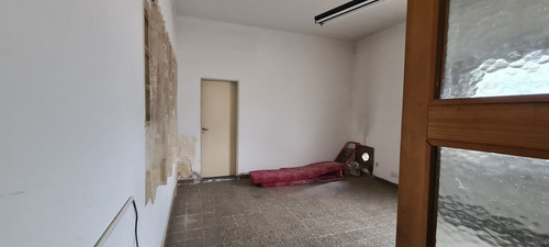 Imagen 2 de 15 de Depósito En Alquiler De 1780m2 Ubicado En Mariano Moreno