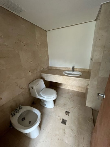 Imagen 16 de 28 de Venta Apartamento Ph 236 M2 4h/5b/4p Lomas De Las Mercedes