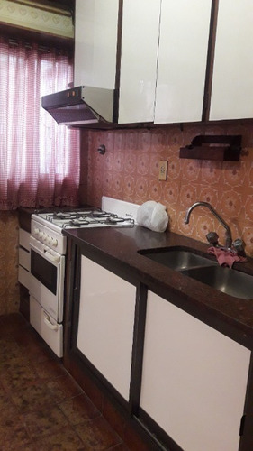 Imagen 7 de 11 de Departamento Tipo Casa En Venta En Lanus Este