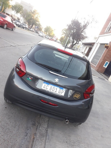Peugeot 208 1.6 Active 2018