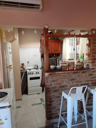 Casa Quinta En Venta - 2 Dormitorios 2 Baños - Cochera - 2.475 Mts2 - Berisso