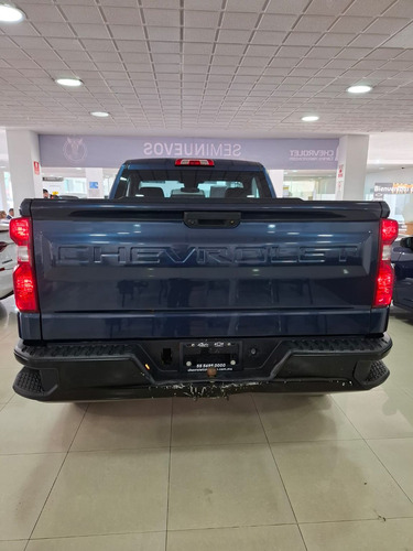 Chevrolet Silverado 4.3 V6 1500 WT Cabina Regular 4x4 At