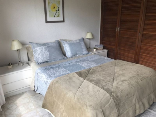 Venta De Apartamento 3 Dormitorios En Playa Mansa