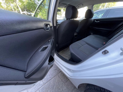 Nissan Sentra 1.8 Sense Cvt