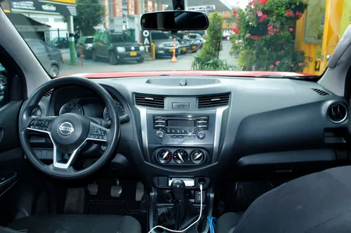 Nissan Frontier 2.5 4X2 Mt