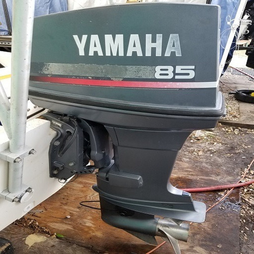 Yamahas 85hp 2 Stroke Outboard Motor Outboard Engine