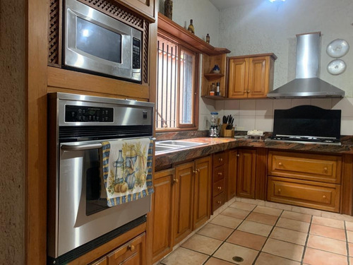 Imagen 7 de 13 de Se Vende Casa 516m2 6h+1s/7b+1s/7p Los Palos Grandes