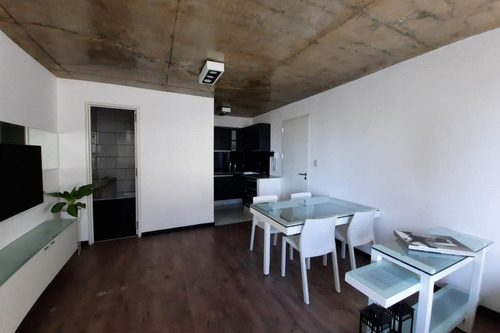 Loft Monoambiente Venta Abasto Divisible Amplio Luminoso Balcón Terraza
