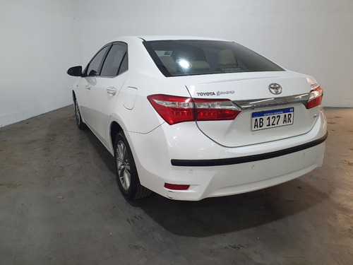 Imagen 5 de 25 de Toyota Corolla Seg Cvt 1.8 2017, Concesionario Oficial Lp