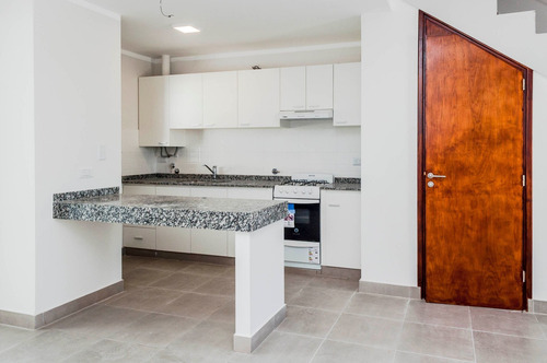 Imagen 9 de 30 de Duplex Venta Via Aurelia 3 Dorm Zona Aeropuerto