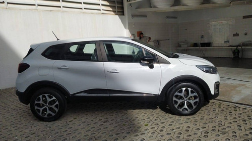 Imagem 2 de 7 de Renault Captur 2.0 16v Hi-flex Intense Automático