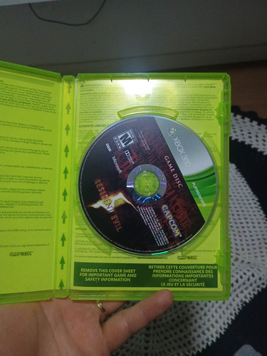 Jogo De Xbox 360 Residente Evil (Usado)