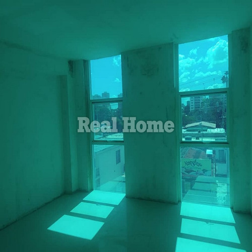 Real Home Vende Bella Oficina Edif. 137