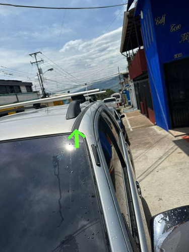 Moldura Canal Techo Fortuner 2008