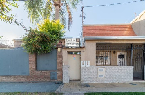 Casa Interna Y Lote Lindero A Metros De Av. Freyre