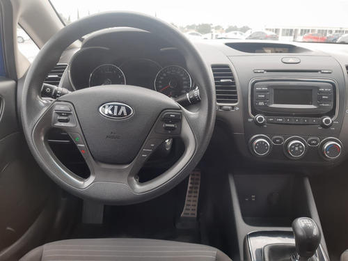 Imagen 11 de 11 de Kia Forte 2017 2.0 Lx 4 P Mt
