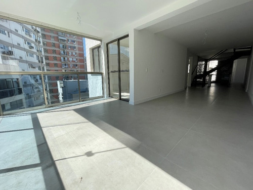Imagem 3 de 30 de Excelente Cobertura Duplex De Alto Padrão Com Três Suítes Na Avenida Afrânio De Melo Franco, Leblon. - Co00046 - 69400607