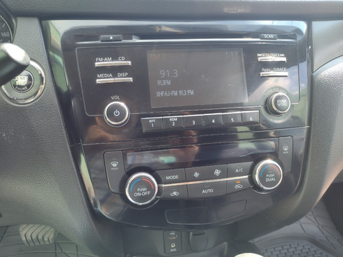 Imagen 11 de 15 de Nissan X-trail 7 Pasajeros 2015