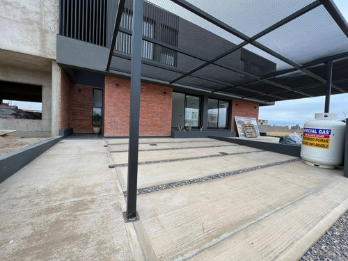 Imagen 2 de 30 de Vendo Duplex - Colinas De Manantiales - 1ra Categoria - 3 Dormitorios - Calefaccion