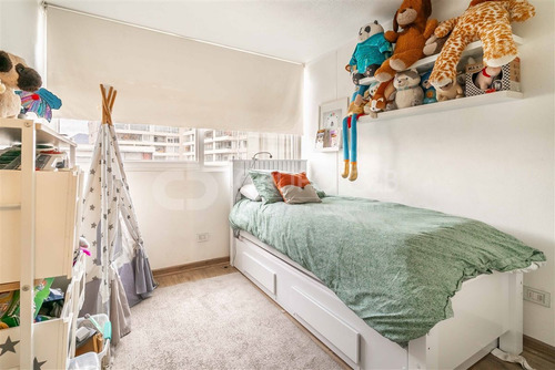 Departamento En Venta De 3 Dorm/2 Estacionamientos En Ñuñoa