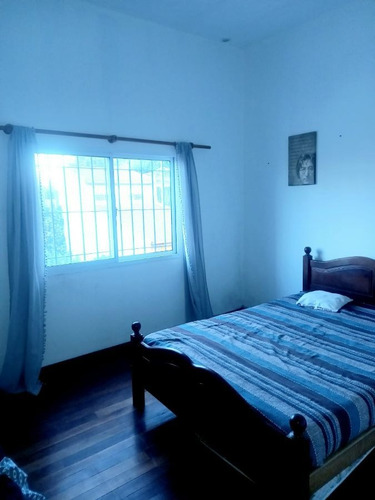 Imagen 15 de 28 de Chalet En Venta De 4 Dormitorios C/ Cochera En Quilmes