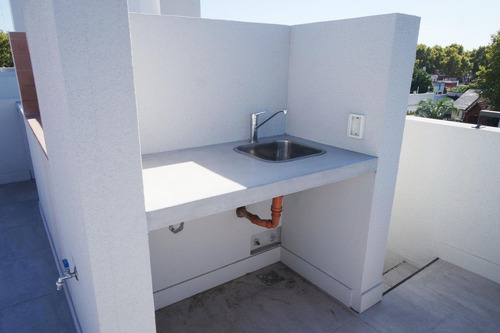 Imagen 11 de 17 de Monoambiente C/ Terraza Parrilla Pileta Propios, Cochera