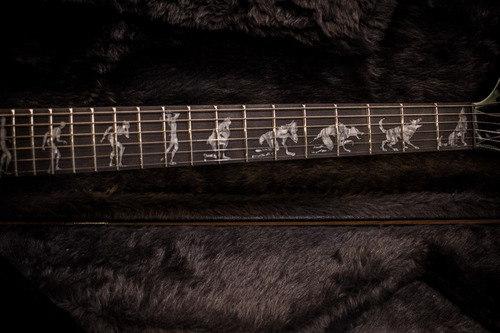 Guitarra Explorer Aguilera Mx-250 Man To Wolf