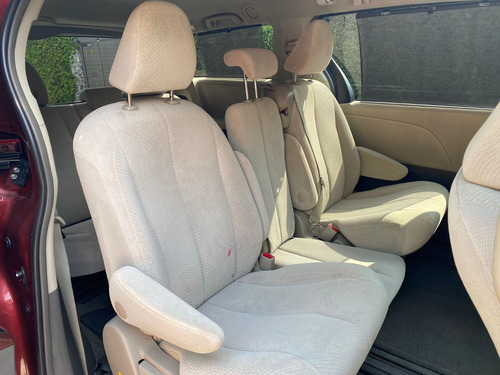 Toyota Sienna 3.5 Xle Mt