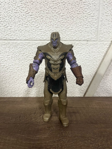 Figura De Acción Hasbro Thanos End Game (Usado)