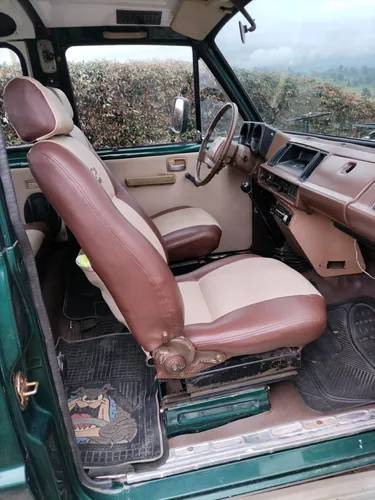 Chevrolet Trooper 2.6 Std