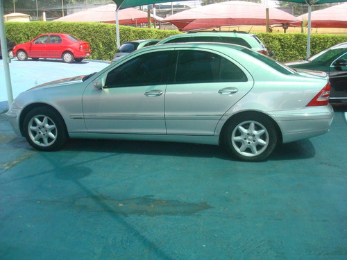 Imagem 7 de 13 de Mercedes Bens C 320 2001