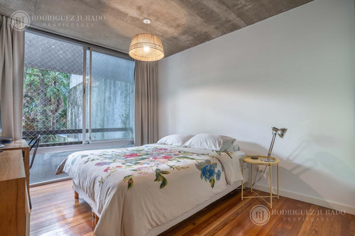 Imagen 18 de 30 de Modeno Departamento Único En Su Estilo Con Cochera - Acassuso - San Isidro