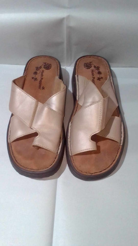 Sandalias Hush Puppies  Color Beige Numero 39 Buen Estado 