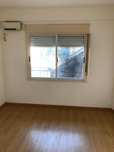 Alquiler - Departamento 3 Amb. Con Balcón Y Cochera En San Fernando
