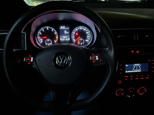 Volkswagen Suran 1.6 Track