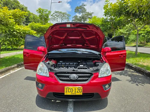 Kia Carens 2.0 Rondo Ex