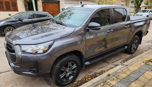 Toyota Hilux 2.8 Cd Sr 177cv 4x4