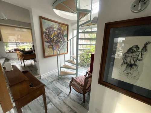 Casa En Venta Lo Barnechea / Los Nogales