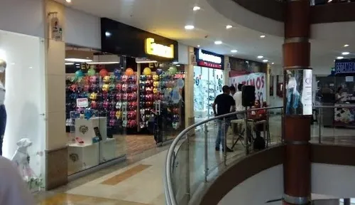 Local En Venta En Centro. Cod V9286