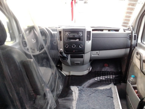 Imagen 9 de 9 de Mercedes-benz Sprinter 2015 2.1 515 Combi 4325 150cv 19+1
