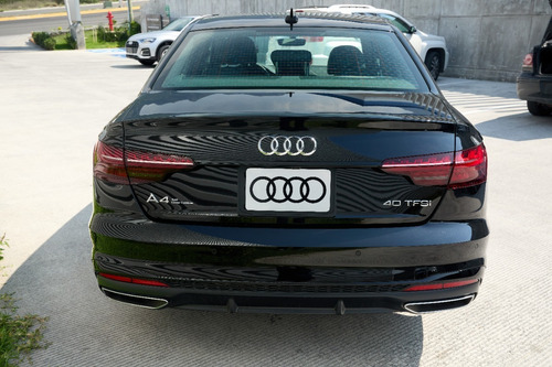 Imagen 5 de 15 de Audi A4 40 Tfsi 190 Hp S Tronic S Line